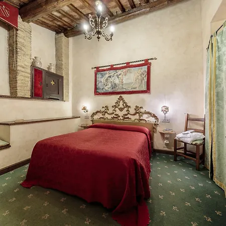 호텔 Castello Orsini 5*