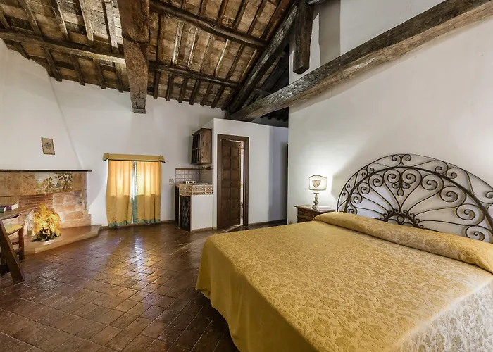 Castello Orsini 5* Nerola